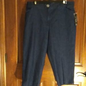 Kim Roger's Jean Capri No Gap Waistband
